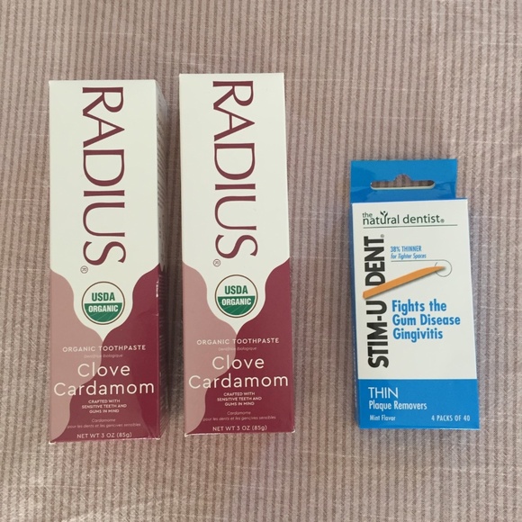2 RADIUS, Organic Toothpaste, Clove Cardamom, 3 oz (85 g) + STIM-UDENT - Picture 1 of 3